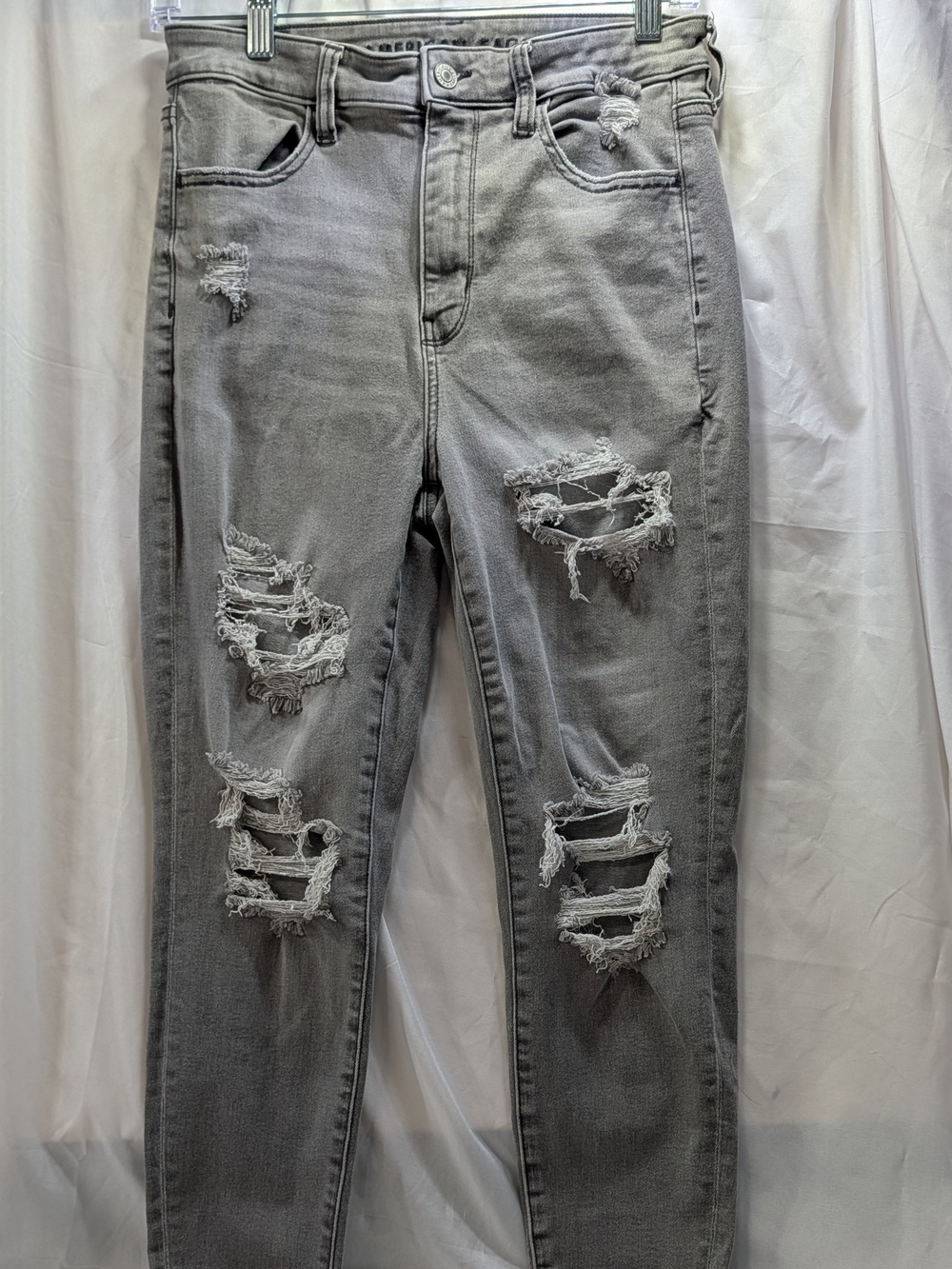 American Eagle Outfitters Gray Distressed Extra Short High Rise Skinny Jeans 8